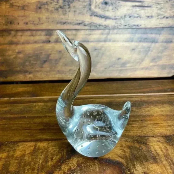 Art Glass 4” Swans Set Of 2 Hand Blown With Controlled Bubbles Clear Figurines - Picture 2 of 9